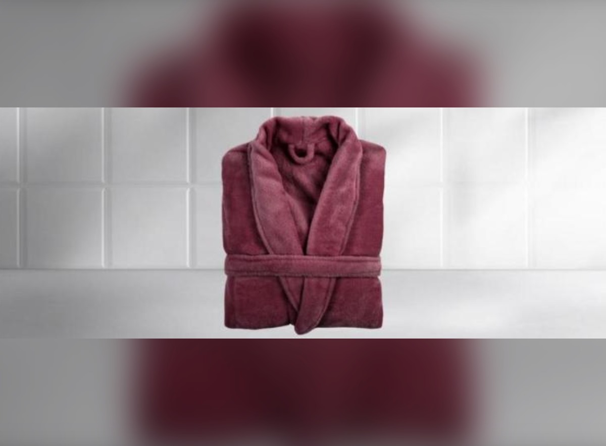 SOUTĚŽ ŽENA-IN: vyhrajte vínový župan Cosy od Tiseco Home Studio