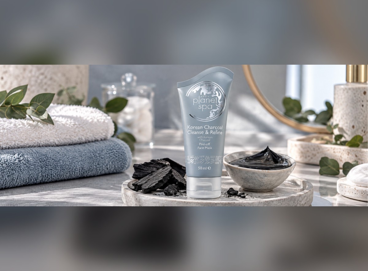 Vyhrajte AVON slupovací pleťovou masku s aktivním uhlím